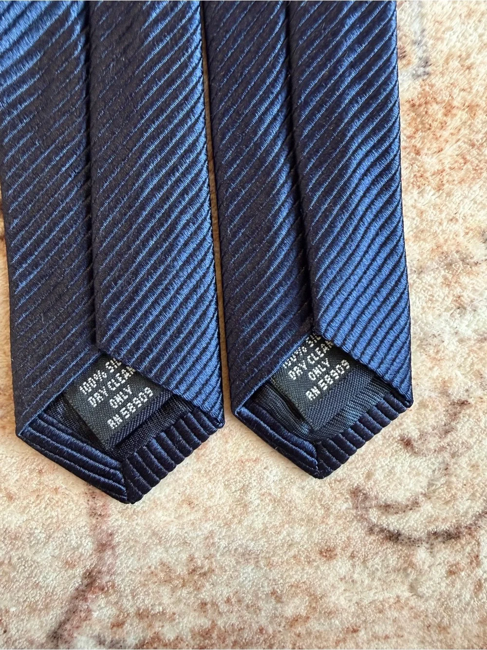 NWOT Set of 2  Roundtree & Yorke Narrow Silk Ties - Men's Classic Formal